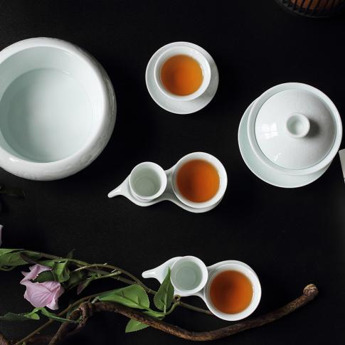 28頭手工(gong)雕刻茶具(ju)