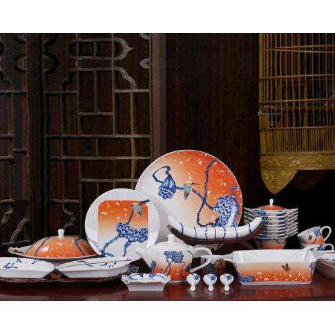 39頭釉中(zhong)荷塘蝶戀中(zhong)餐具(ju)