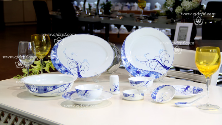 56頭中(zhong)餐具(ju)蘭楓葉