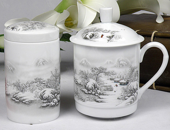 雪(xuě)景茶友 <中(zhong)>