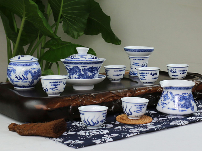 10頭手繪工(gong)夫茶具(ju)雙龍戲珠