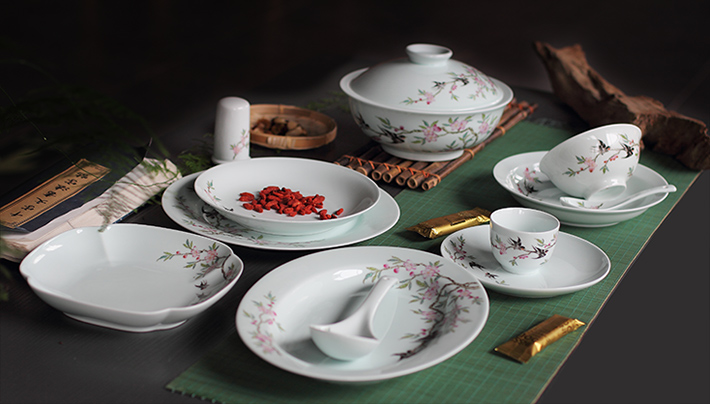 36頭青釉中(zhong)餐具(ju)--燕子(zi)桃花(huā)