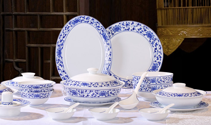 62頭中(zhong)餐具(ju)古(gu)韻纏枝