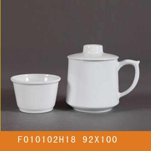 漏鬥茶杯