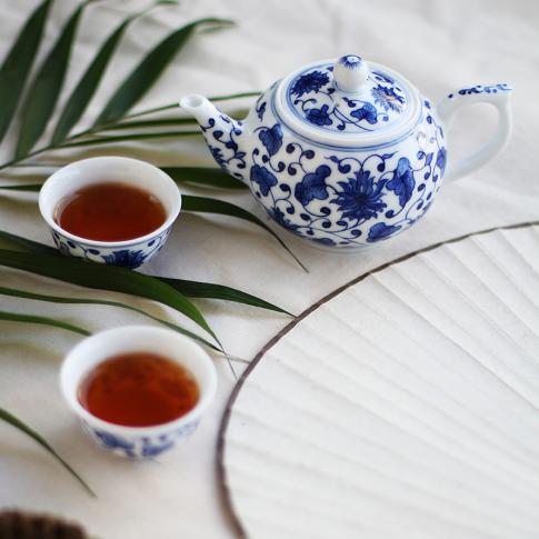 3頭青花(huā)纏枝尊品(pin)茶具(ju)