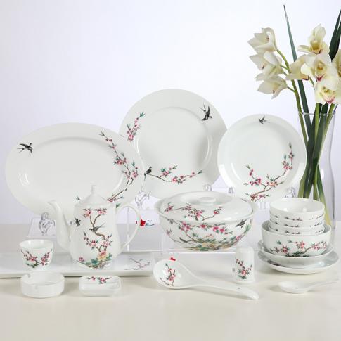 70頭琺琅彩最春光中(zhong)餐具(ju)