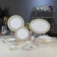 56頭相見歡中(zhong)餐具(ju)