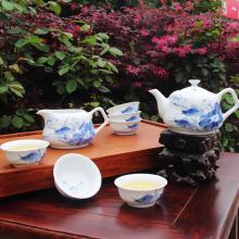 8頭手繪青花(huā)蓮貴圖茶具(ju)